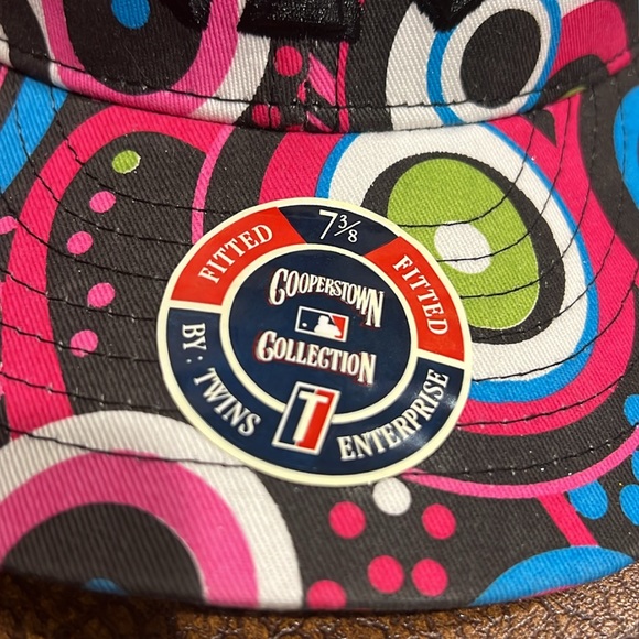 Cooperstown Collection MLB New York Yankees PHUNK Fitted Hat Twin Enterprise! - Picture 3 of 8